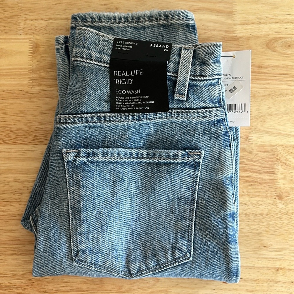 1212 Runway Jeans - NWT - Super High Rise Slim Straight - Sz 26